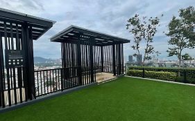 Beacon Executive Suites #Georgetown #Rooftoppool #Spacious #13A